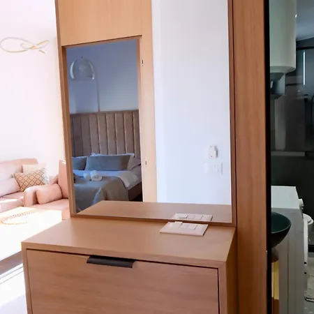 아파트 White Luxury With Private Pool